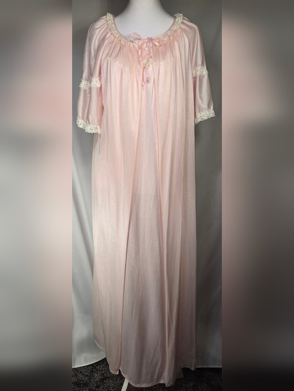 EUC Vintage Berkliff Baby Pink Nightgown & Peignoir Set ~ Medium